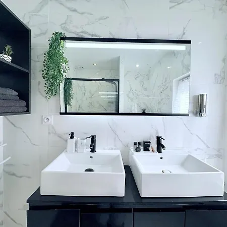 Apartment Dalikyda - Temptation - Jacuzzi & Private Cinema *