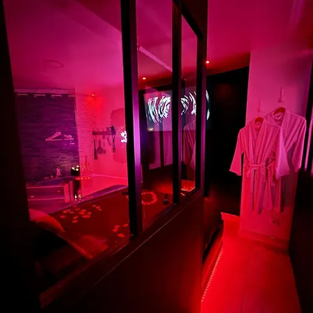 Dalikyda - Temptation - Jacuzzi & Private Cinema *