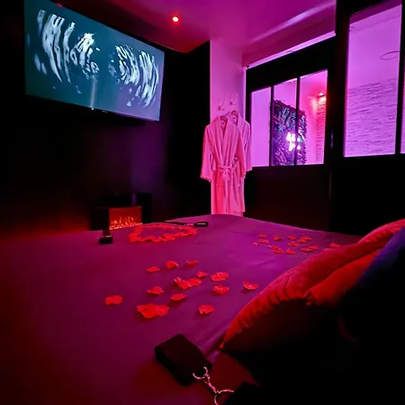 Dalikyda - Temptation - Jacuzzi & Private Cinema Apartment *